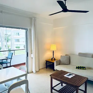 apartamentos-playa-torrecilla.1costadelsol.com/